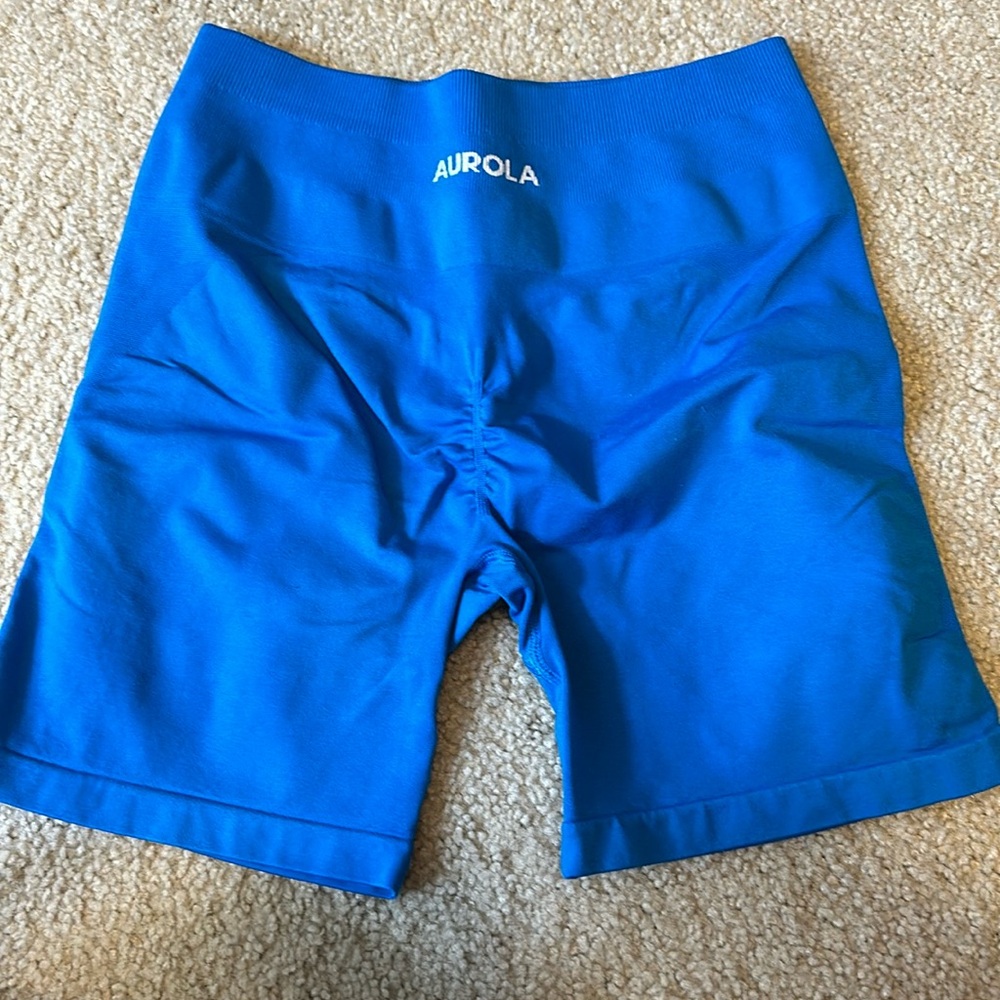 AUROLA for Women Seamless Soft Smooth Gym Yoga Scrunch Active Shorts